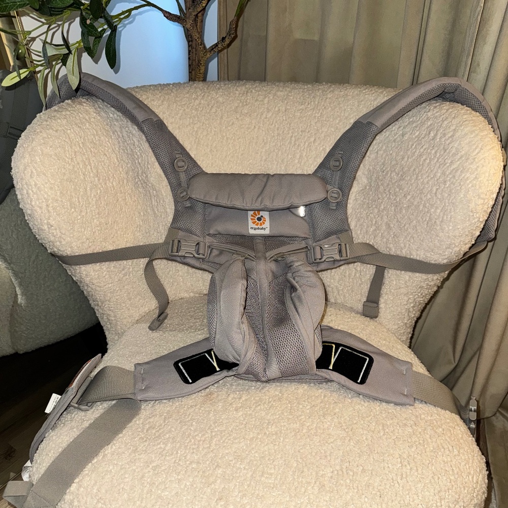 ErgoBaby Omni360 Cool Air | Pearl Grey
